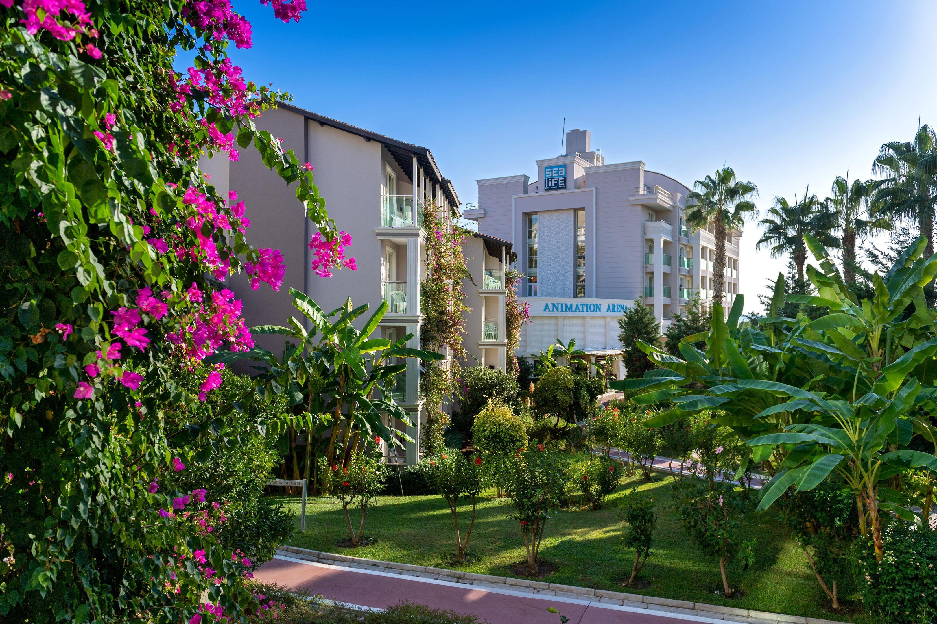 Sealife Buket Resort & Beach Hotel Окурджалар Екстериор снимка